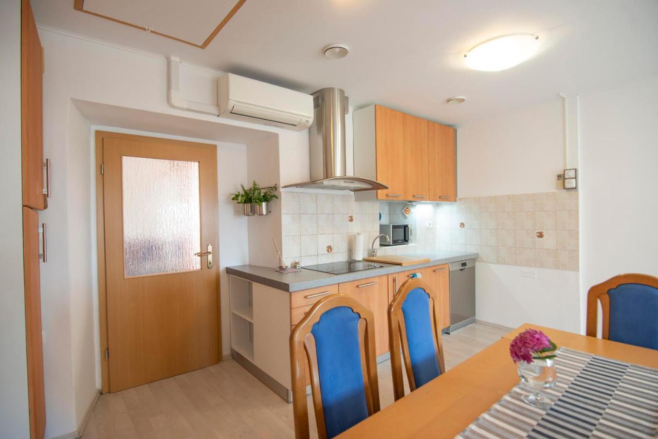 Apartma Bajc Apartment Ajdovscina Luaran gambar